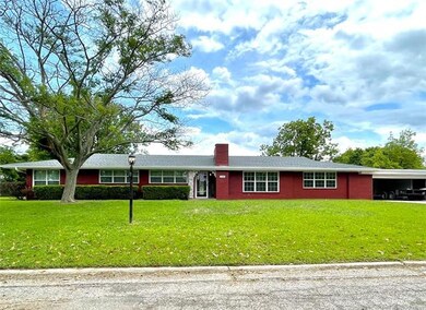 1208 S Meadow Dr, Ardmore, OK 73401 - photo 2