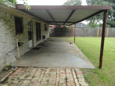 9750 Santa Monica Blvd, Houston, TX 77089 - photo 5