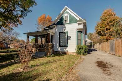 931 W Turner St, Springfield, MO 65803 - photo 2