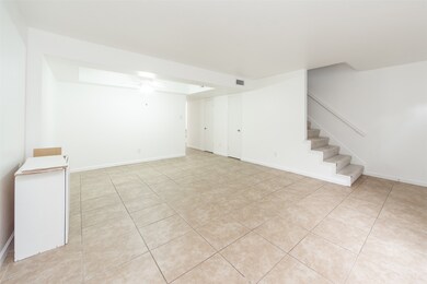 10354 Briar Forest Dr, Houston, TX 77042 - photo 7