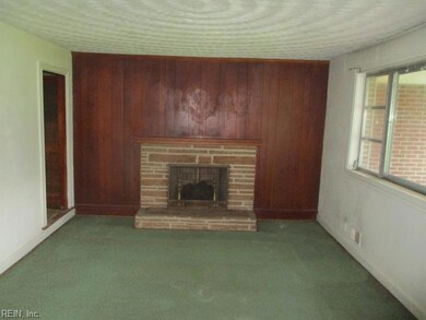4052 Sunkist Rd, Chesapeake, VA 23321 - photo 2