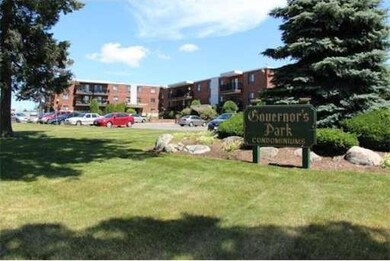 500 Governors Dr unit 22, Winthrop, MA 02152 - photo 5