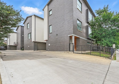 2280 N Fitzhugh Ave unit 30, Dallas, TX 75204 - photo 6