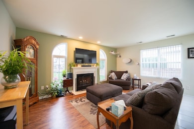 1727 Aspen Dr, Crown Point, IN 46307 - photo 3