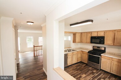 7887 Blue Gray Cir, Manassas, VA 20109 - photo 4