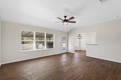 108 Kersh Ln, Springtown, TX 76082 - photo 6