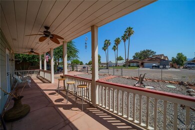 View of terrace with ceiling fan
