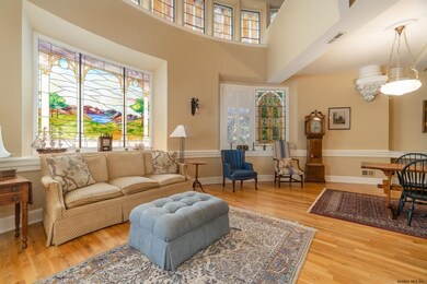 125 Circular St unit 6, Saratoga Springs, NY 12866 - photo 7