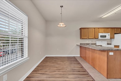936 Barrow St Unit 9_20231204_036