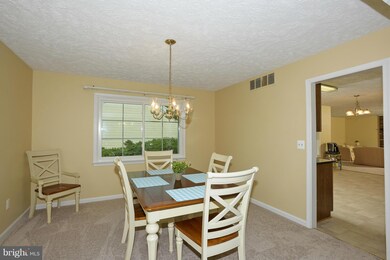 600 Fairmeade Ct, Linthicum Heights, MD 21090 - photo 7