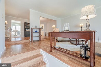 6809 Wild Rose Ct, Springfield, VA 22152 - photo 2