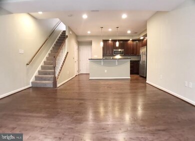 7542 Stoney Run Dr unit A, Hanover, MD 21076 - photo 3