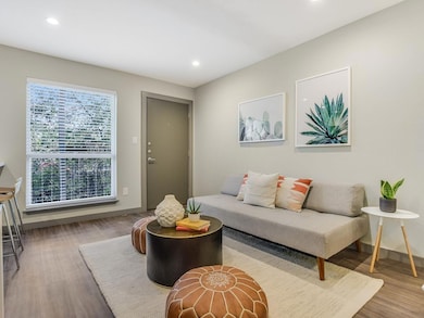 615 Upson St unit 106, Austin, TX 78703 - photo 3