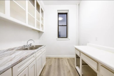 250 W 22nd St unit 1B, New York, NY 10011 - photo 2