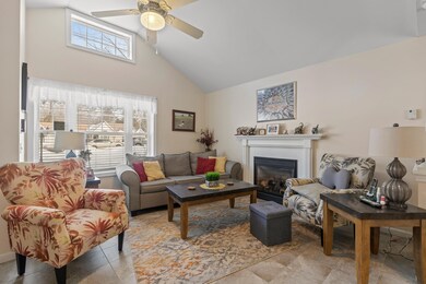 10FloridaDriveWindham_002