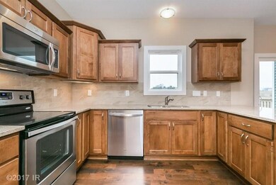 7826 NW 96th St, Johnston, IA 50131 - photo 5