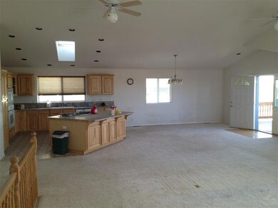 unlisted-address, Redmond, OR 97756 - photo 4