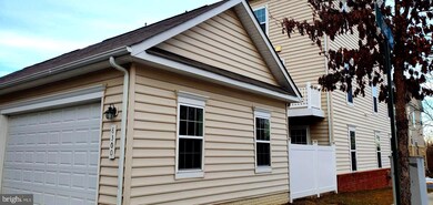 8300 Gibbs Way, Landover, MD 20785 - photo 4