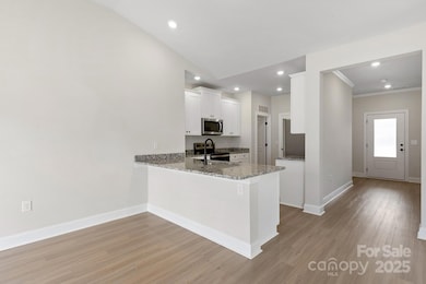 4125 Bolo Dr, Charlotte, NC 28215 - photo 3