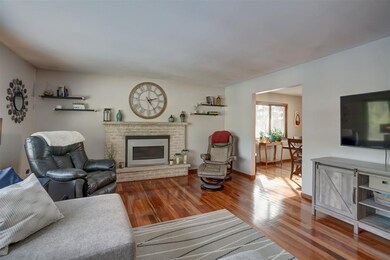 5555 Shamrock Ln, Fitchburg, WI 53711 - photo 7