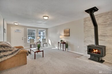 1181 Pioneer St, Enumclaw, WA 98022 - photo 3