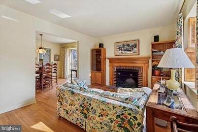 515 Conway Ave, Narberth, PA 19072 - photo 3