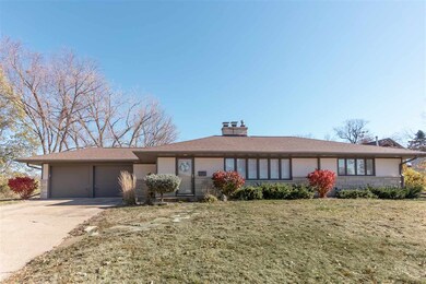 1812 Belle Ave, Cedar Falls, IA 50613 - photo 2