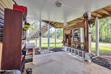 10067 Bancroft St, Bay Saint Louis, MS 39520 - photo 6