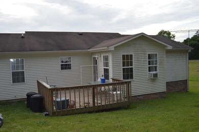 112 Roscoe Rd, Shelbyville, TN 37160 - photo 5