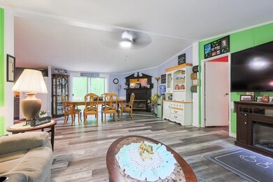 11 Flaghole Rd, Franklin, NH 03235 - photo 4