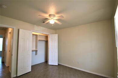417 N Blue Jay Ct unit 421, Weatherford, TX 76088 - photo 6