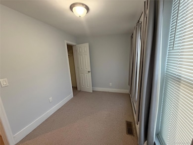 75 Anstice St unit 1, Oyster Bay, NY 11771 - photo 5