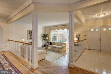 9463 Turnberry Dr, Potomac, MD 20854 - photo 6