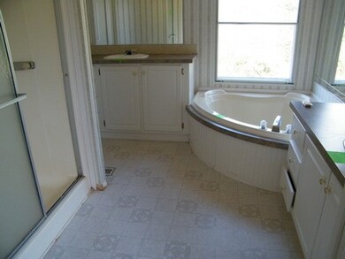 350 Coleman Dr, Martinsville, VA 24112 - photo 2