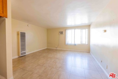 947 S Westmoreland Ave unit 310, Los Angeles, CA 90006 - photo 5