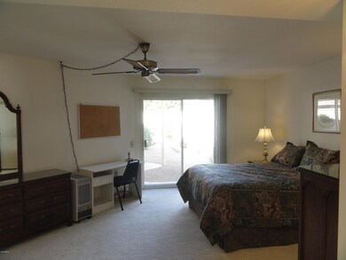 10434 W Hutton Dr, Sun City, AZ 85351 - photo 5