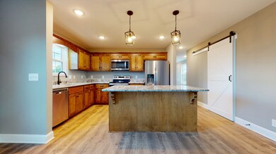 220 Coney Island Rd, Shelbyville, TN 37160 - photo 4