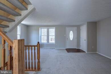 9409 Kings Grant Rd, Laurel, MD 20723 - photo 4