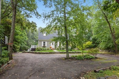 137 Reynolds Ave, Rehoboth, MA 02769 - photo 4