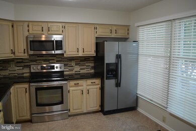 2731 Valley Park Dr, Baltimore, MD 21209 - photo 3