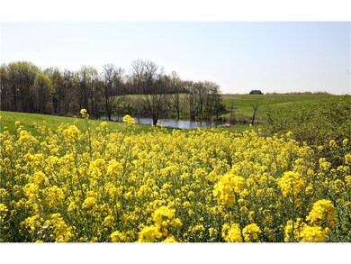 8154 Starlight Rd, Floyds Knobs, IN 47119 - photo 2