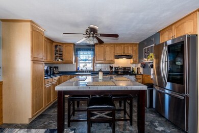 10 Arnold St, Blackstone, MA 01504 - photo 4