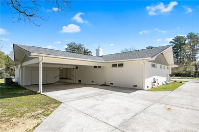 412 Northview Dr, Fayetteville, NC 28303 - photo 2