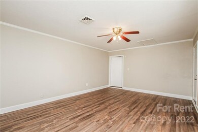 126 Sparrow Ln, Statesville, NC 28625 - photo 7