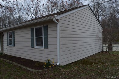 5212 Cheshire Dr, Hopewell, VA 23860 - photo 4