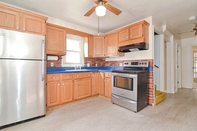 30 Fair St, Uxbridge, MA 01569 - photo 6