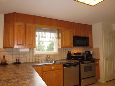 113 Highfield Ave, Matawan, NJ 07747 - photo 7