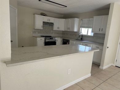 6630 Tuskegee St, Houston, TX 77091 - photo 6