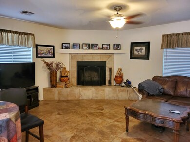137 E Jasmine St, Mesa, AZ 85201 - photo 2
