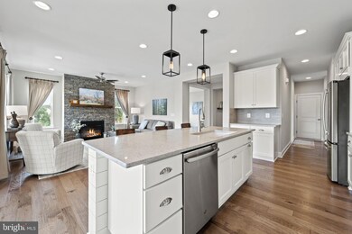 120 Witherod Ct, Lake Frederick, VA 22630 - photo 7